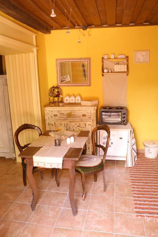 Apartman Na Zlatom Dvore Banská Štiavnica Chambre photo